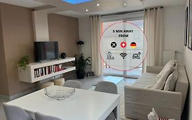 A Few Steps From Basel With Balcony And Free Private Parking