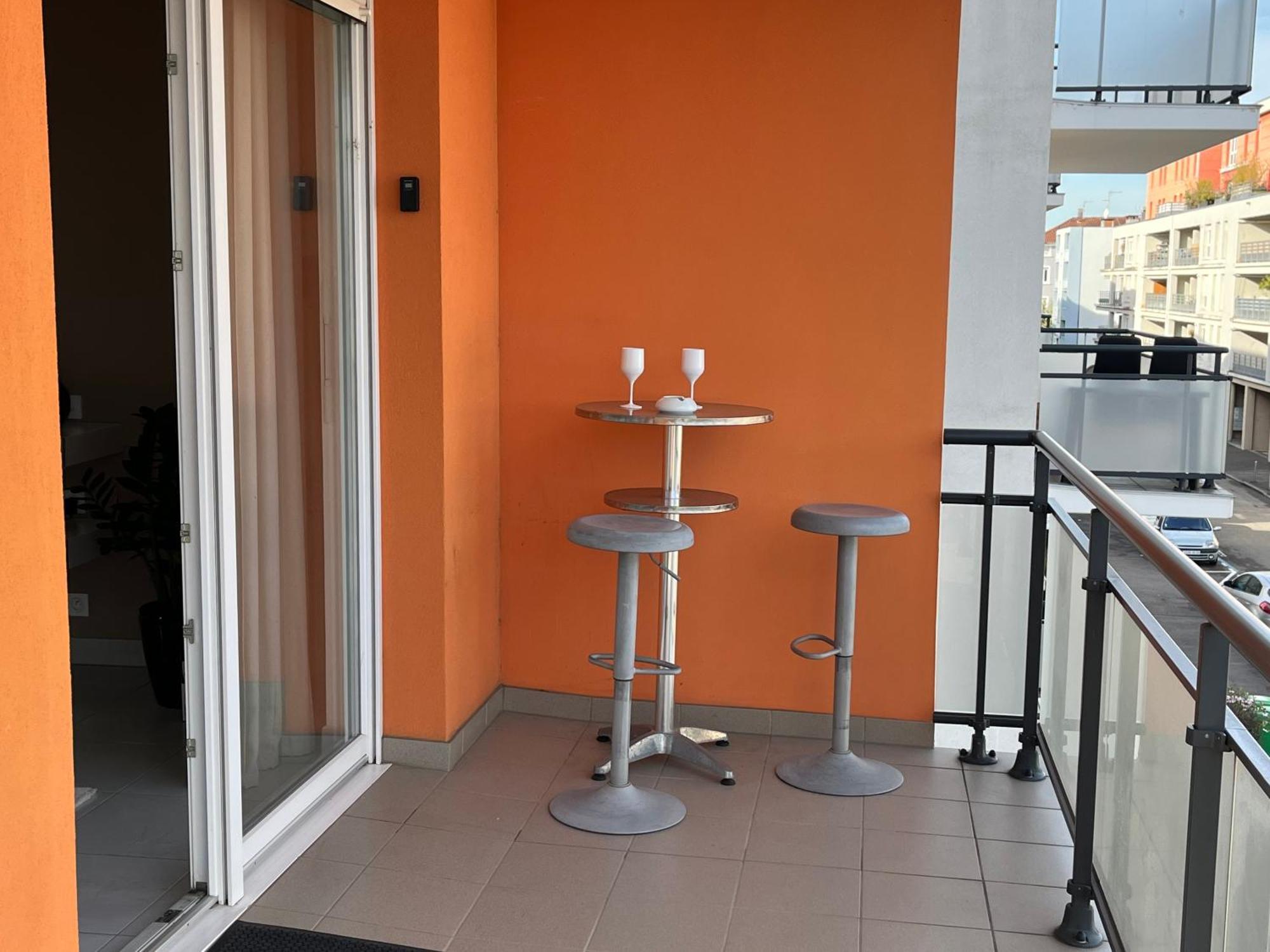 Appartement A Few Steps From Basel With Balcony And Free Private Parking à Saint-Louis  Extérieur photo